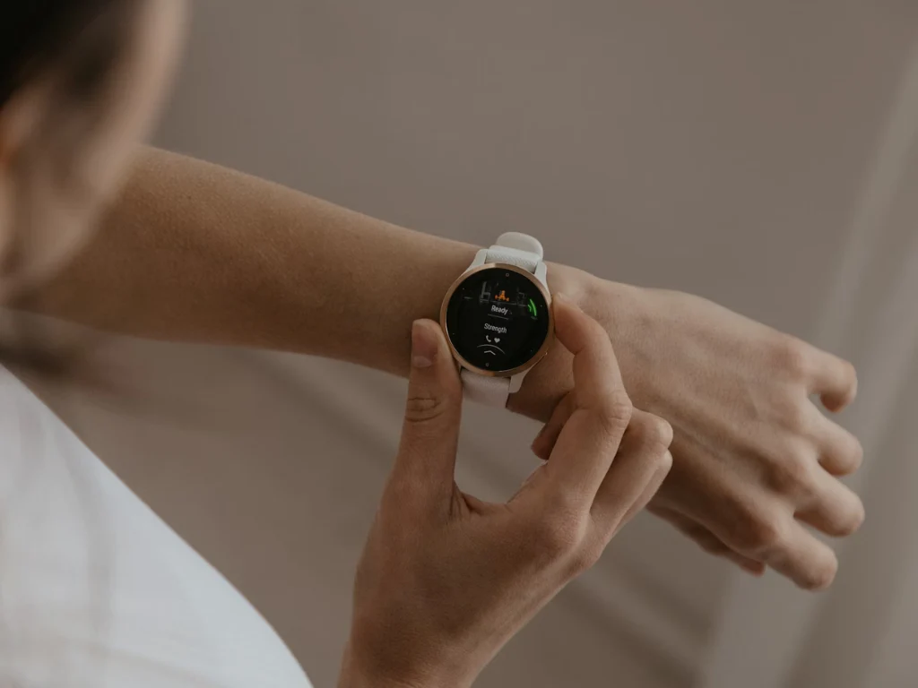 Garmin Smartwatch Detects Early Pregnancy Using Heart Metrics