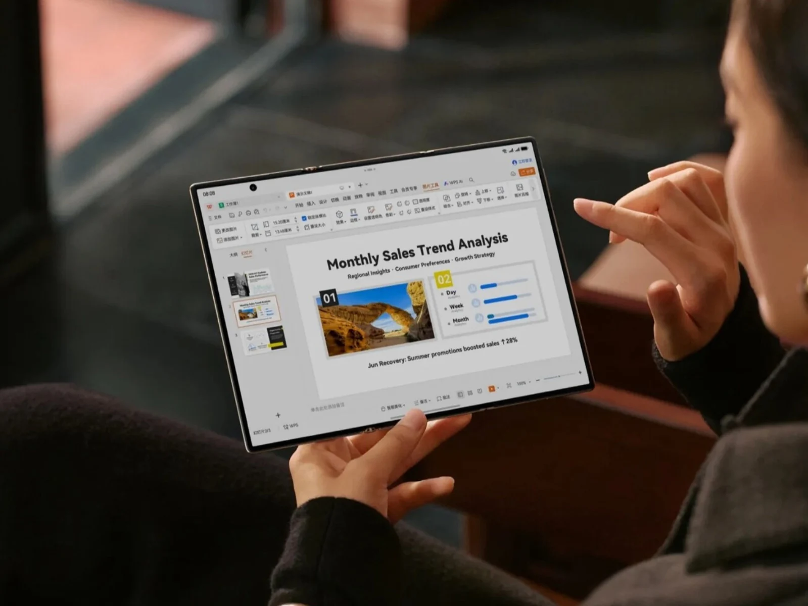Huawei Mate XTs: Second Tri-Foldable Smartphone Transforms to 10.2″ Tablet