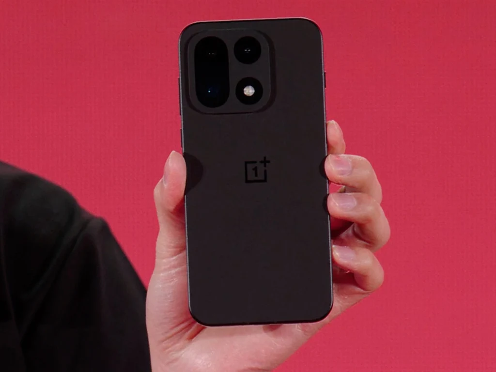 OnePlus 15 Launches with Snapdragon 8 Elite Gen 5 at Qualcomm Summit