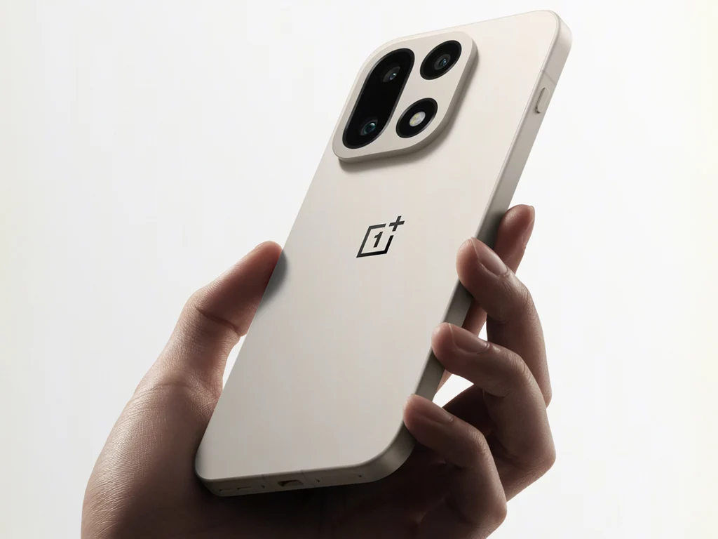 OnePlus 15 Design Reveal Suggests Snapdragon 8 Elite Gen 5 Launch