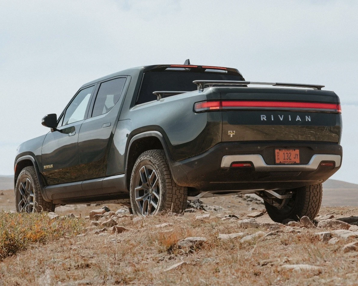 Rivian Unveils New Tonneau Cover for R1T Pickup Truck Issues
