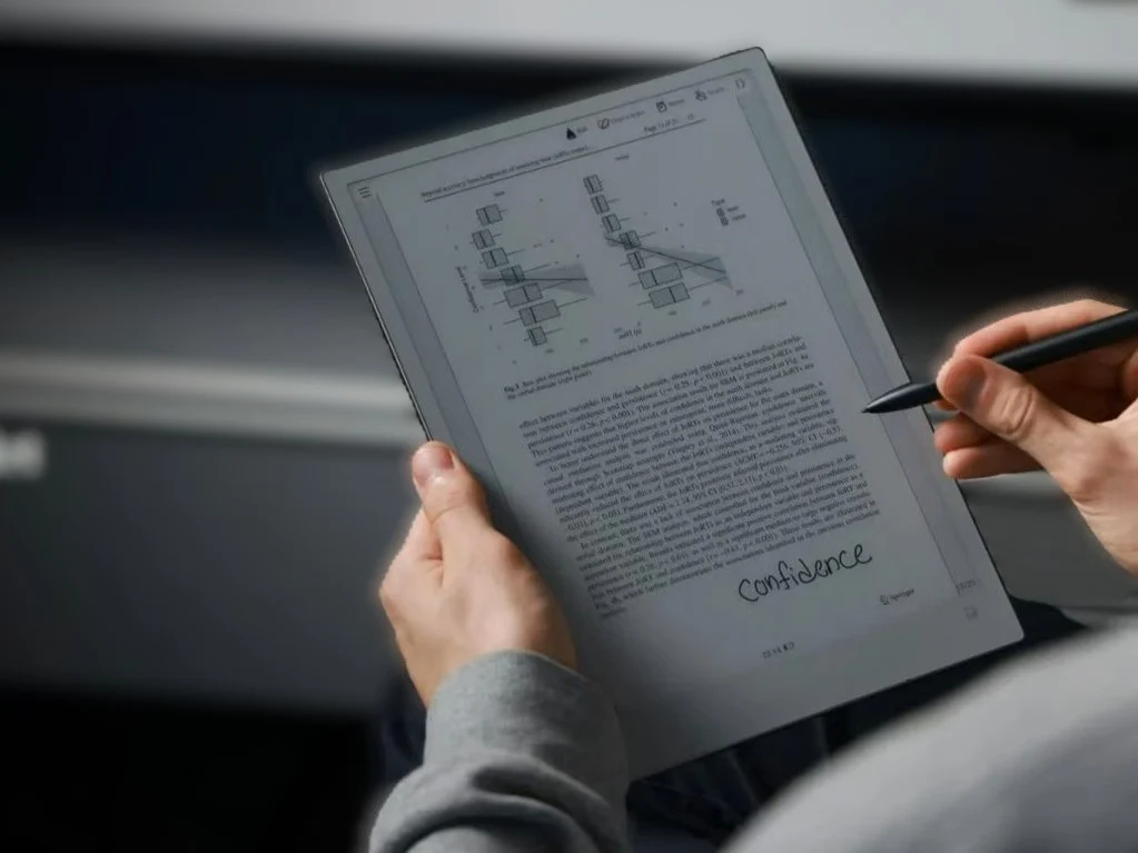 World’s Thinnest Paper Tablet AInote 2: Versatile with Digitizer
