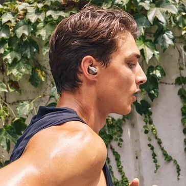 Apple Powerbeats Fit: Secure Fit for Exercise with Wingtip Design