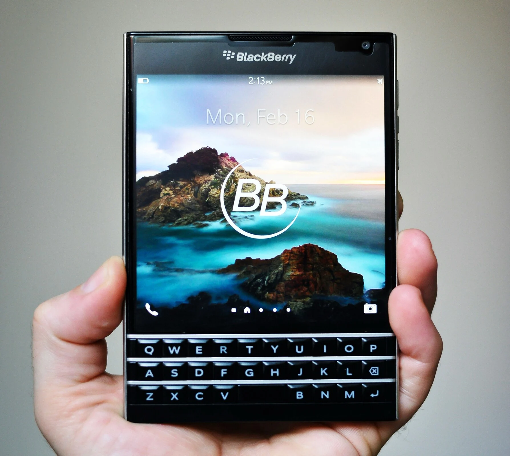 Upgrade Your BlackBerry Passport to Android with a Square Screen Kit