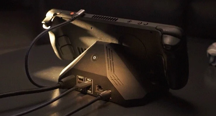 Steam Deck Touchscreen Dock with 4TB SSD Launching on Kickstarter