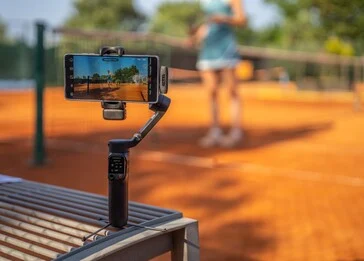 Hohem iSteady V3 Ultra Gimbal: AI Tracking & Remote Control