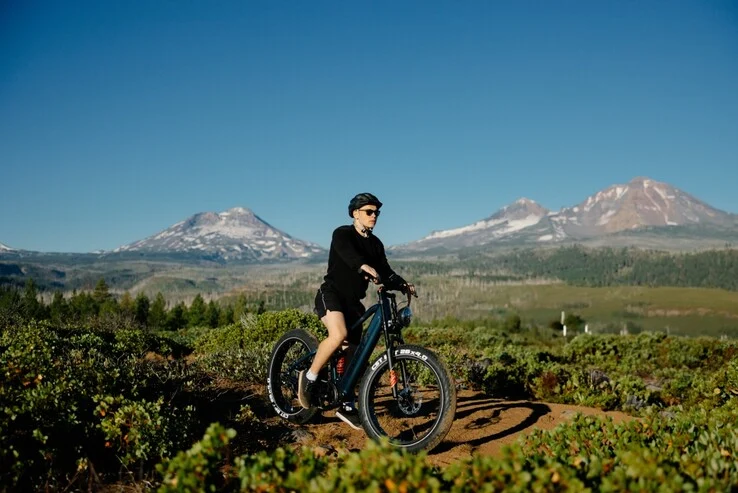 Kingbull Rover 2.0: 750W All-Terrain E-Bike with 60-Mile Range