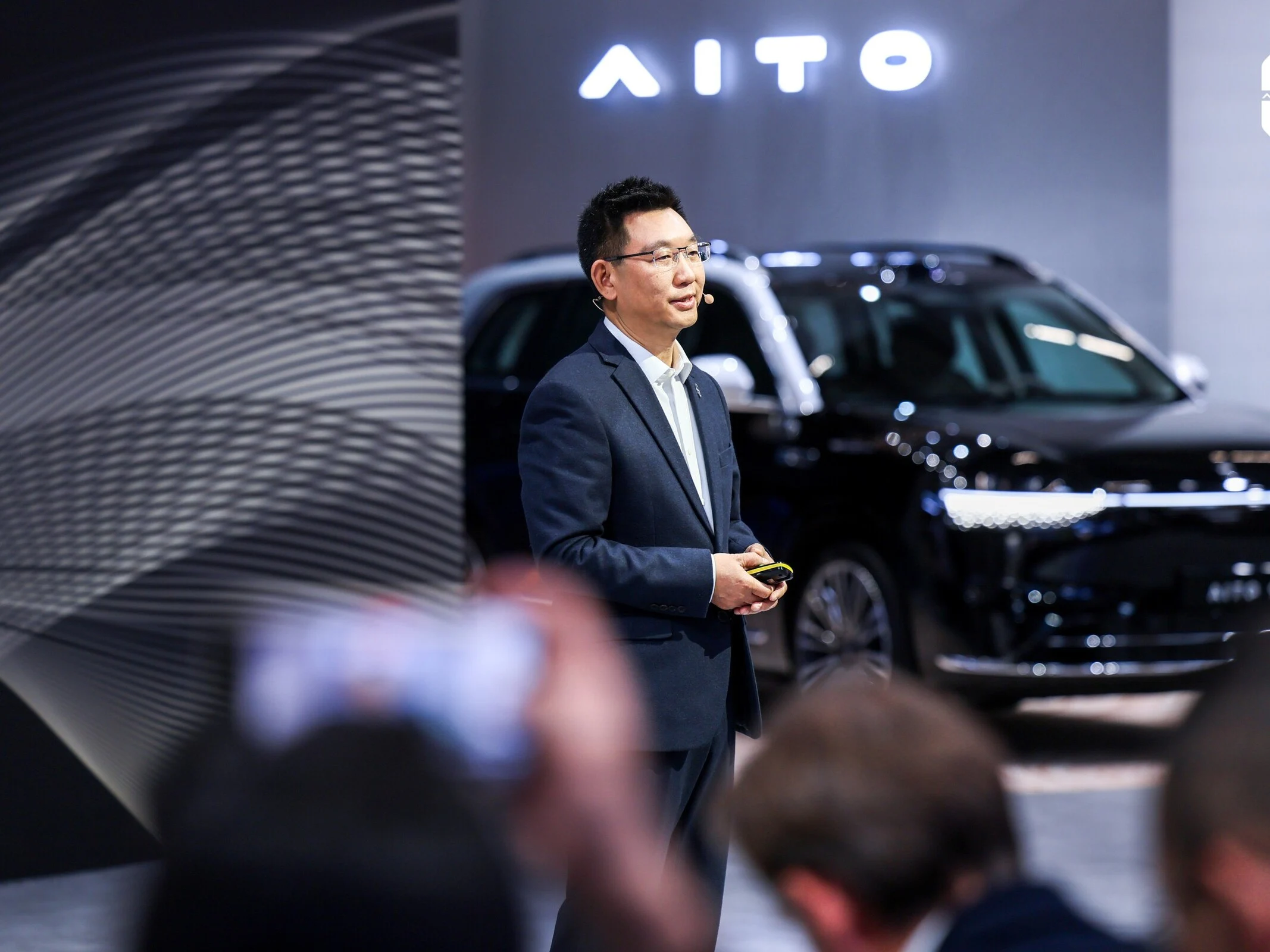 Aito 9 Launches as Luxury Electric Vehicle for Global Market