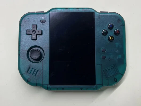MagicX Unveils Unique Gaming Handheld with Nintendo DS Emulation