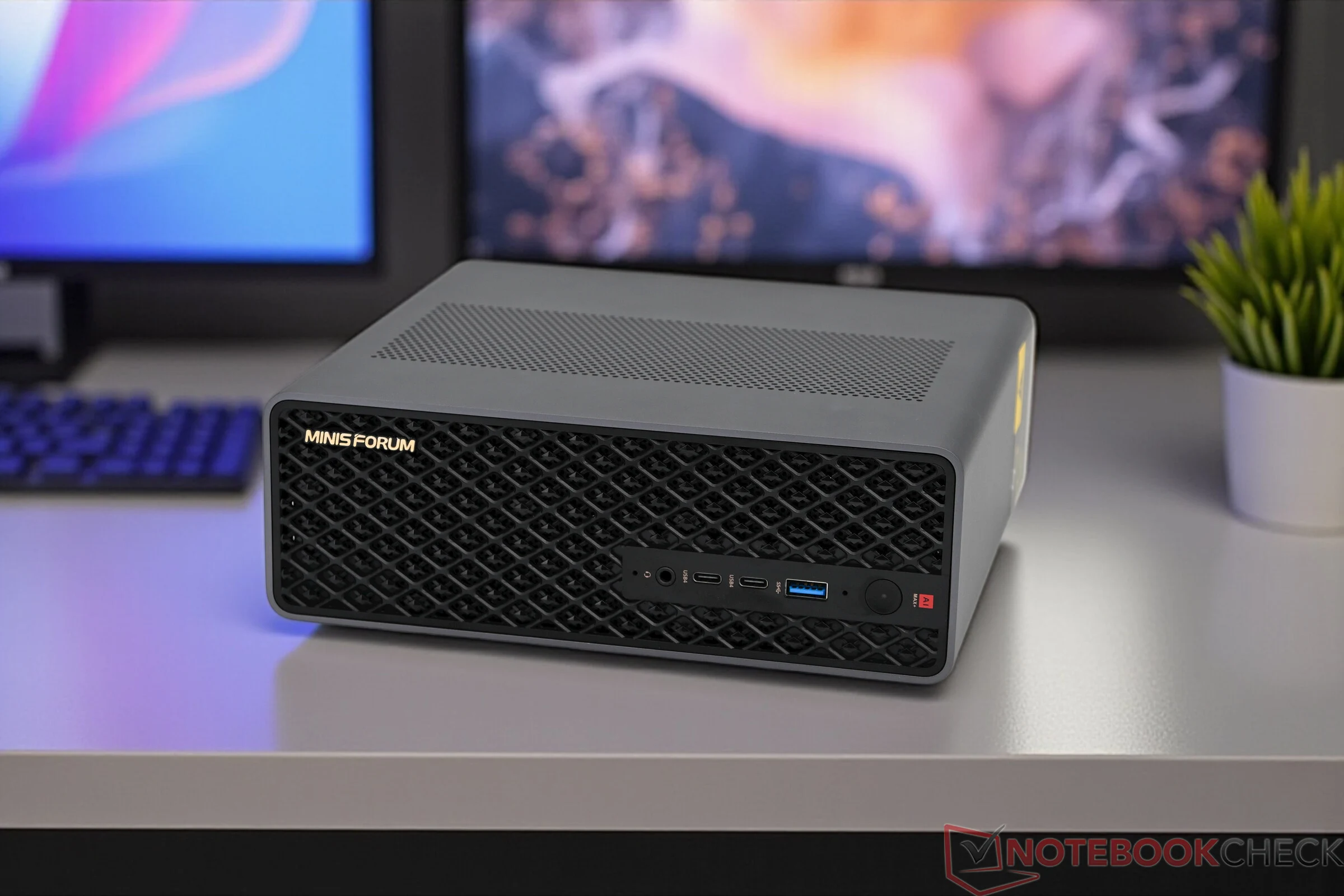 Minisforum MS-S1 Max: Global Launch of USB4 v2 & dGPU Support