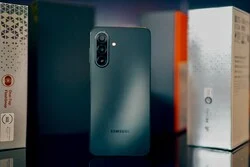 Samsung's Update Promise: Marketing vs. Reality Explained