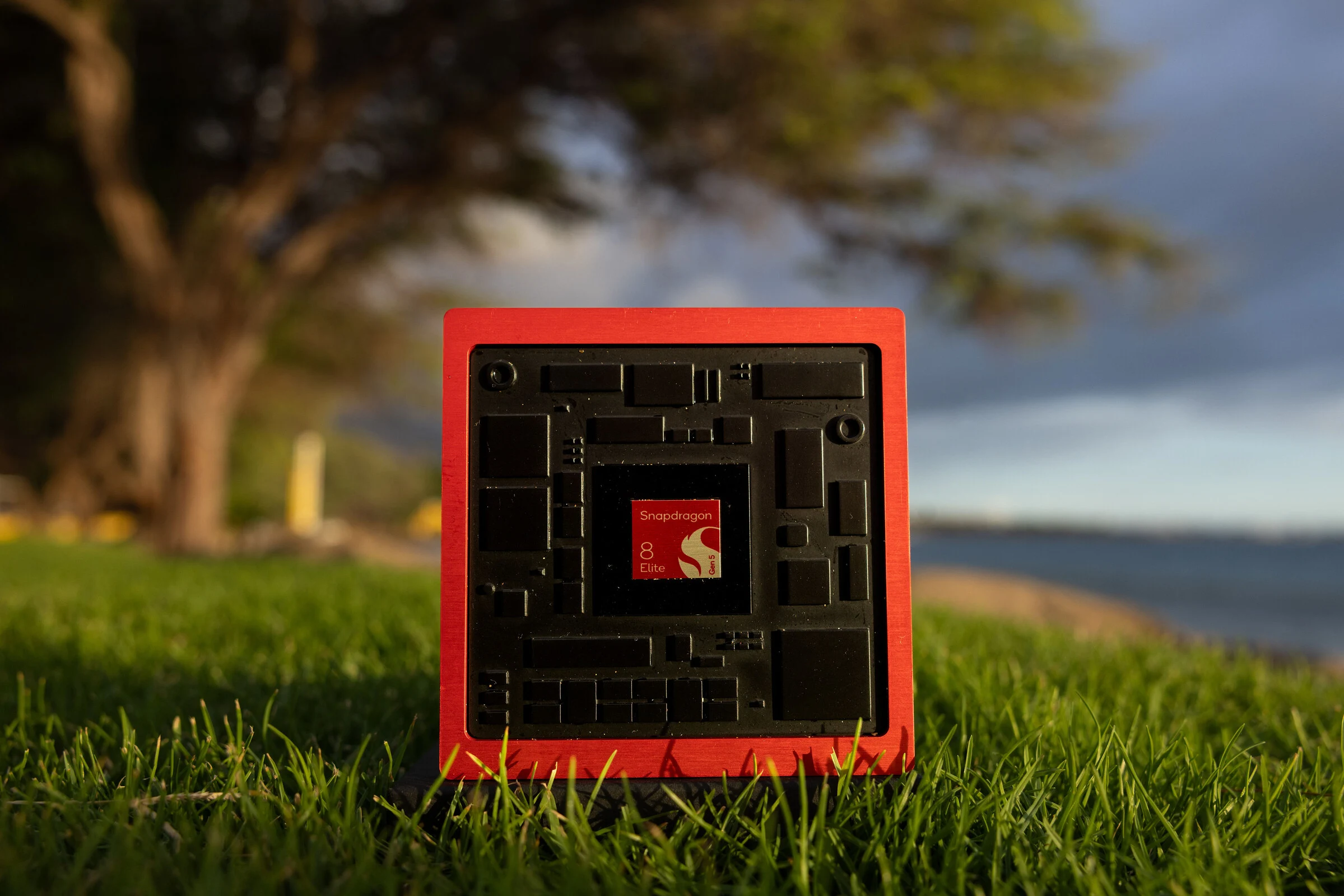 Snapdragon 8 Elite Gen 5 Die Shot: GPU Upgrades and More