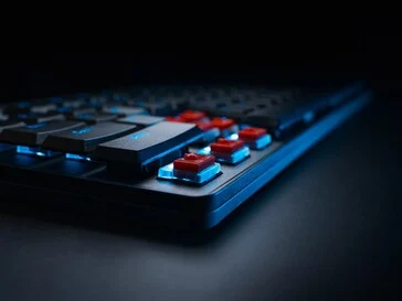 Logitech G515 TKL Gaming Keyboard Upgrade: Magnetic Analog Switches
