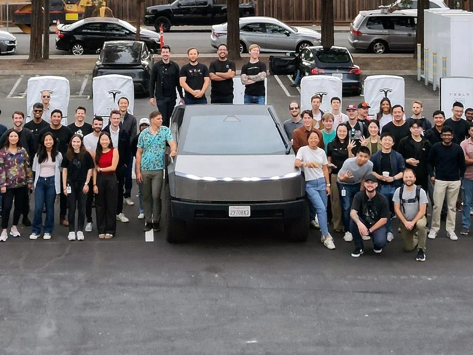 Cybertruck Charging Speed Test Reveals Tesla 4680 Battery Issue