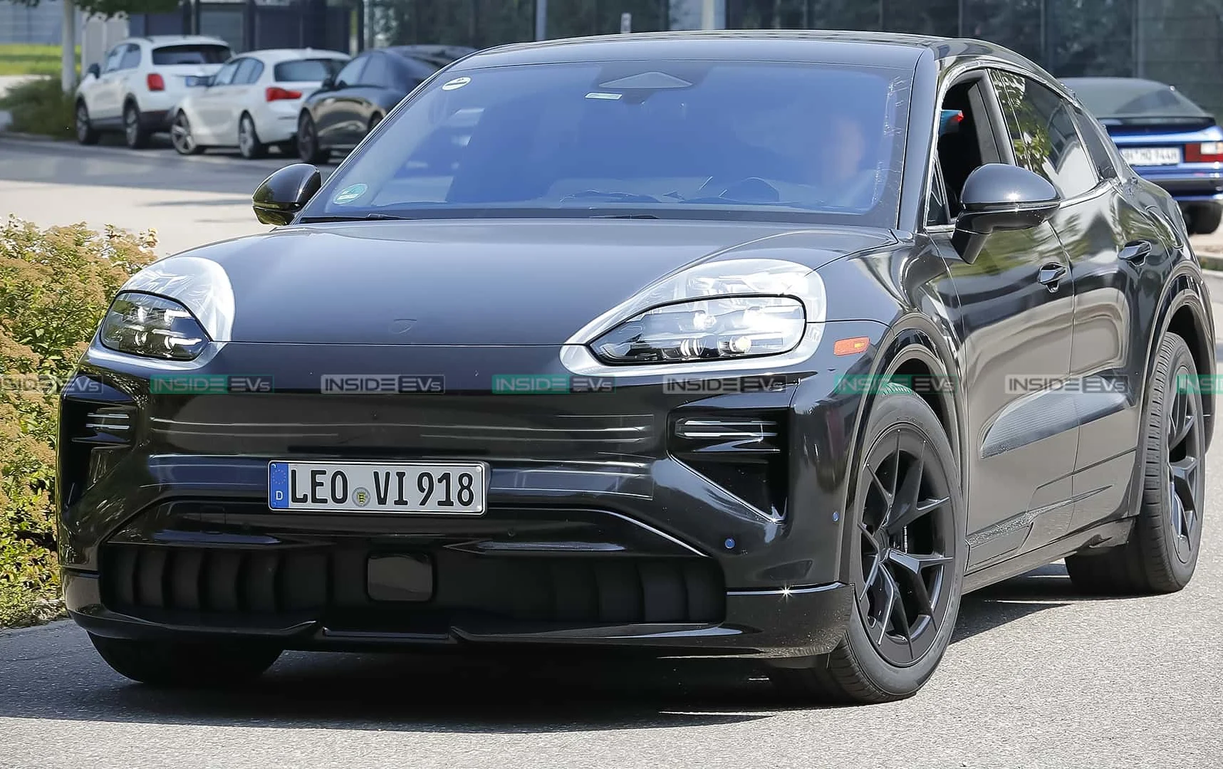 2026 Porsche Cayenne Coupé: 1,000 HP Electric Powerhouse