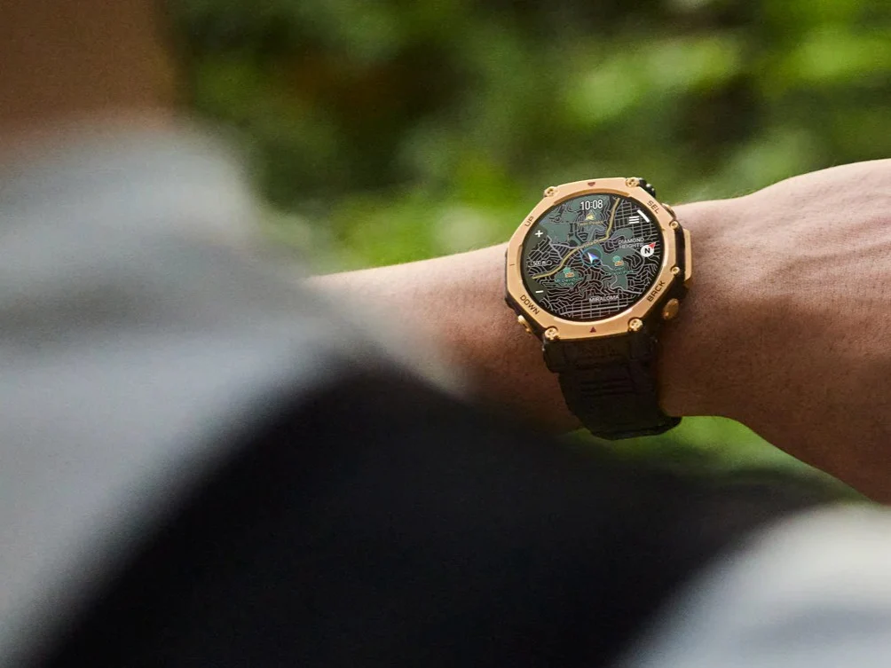 Amazfit Smartwatch Launches in Bold Colors Worldwide