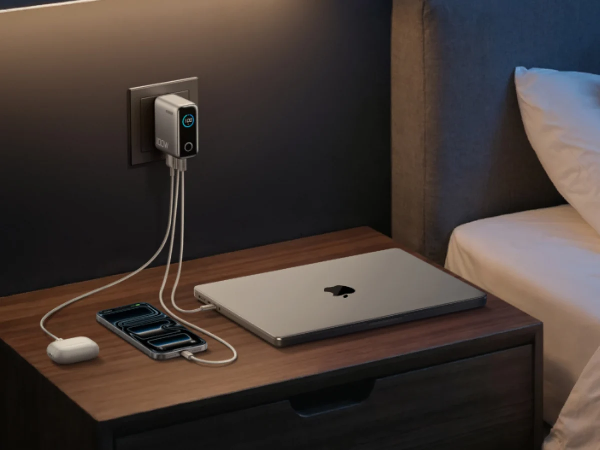 Anker Launches Compact Charger with Smart Display Upgrade