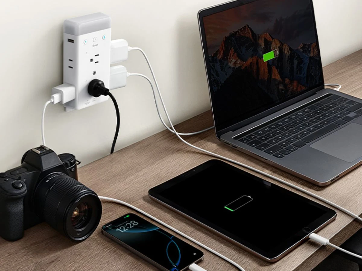Govee Unveils Unique Smart Plug with Built-in Light Feature