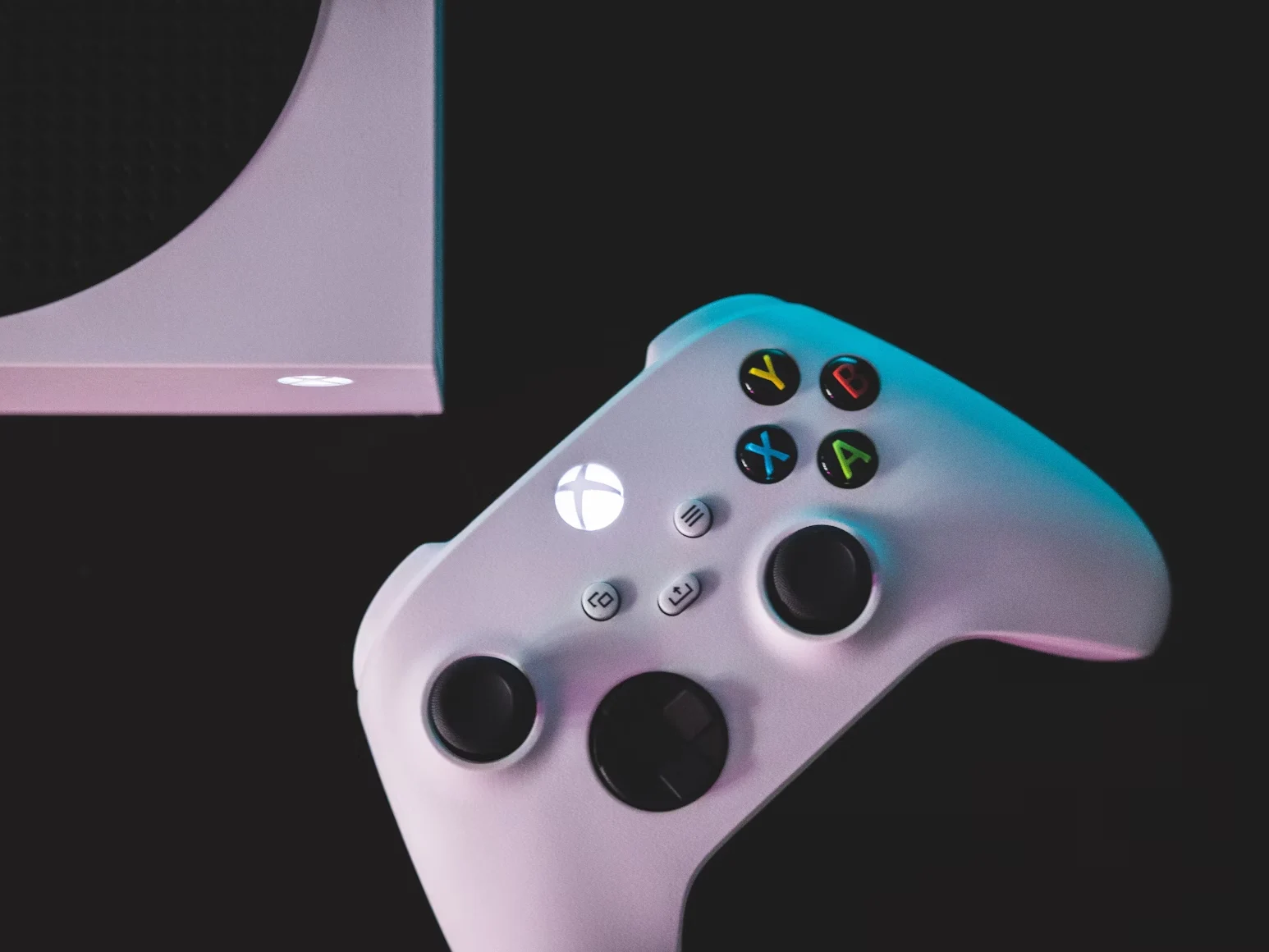 Xbox ‘Magnus’ Launches with Free Multiplayer and Epic Games Support