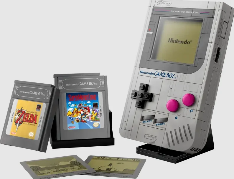 Modder Turns 1:1 Scale Lego Game Boy into a Playable Device