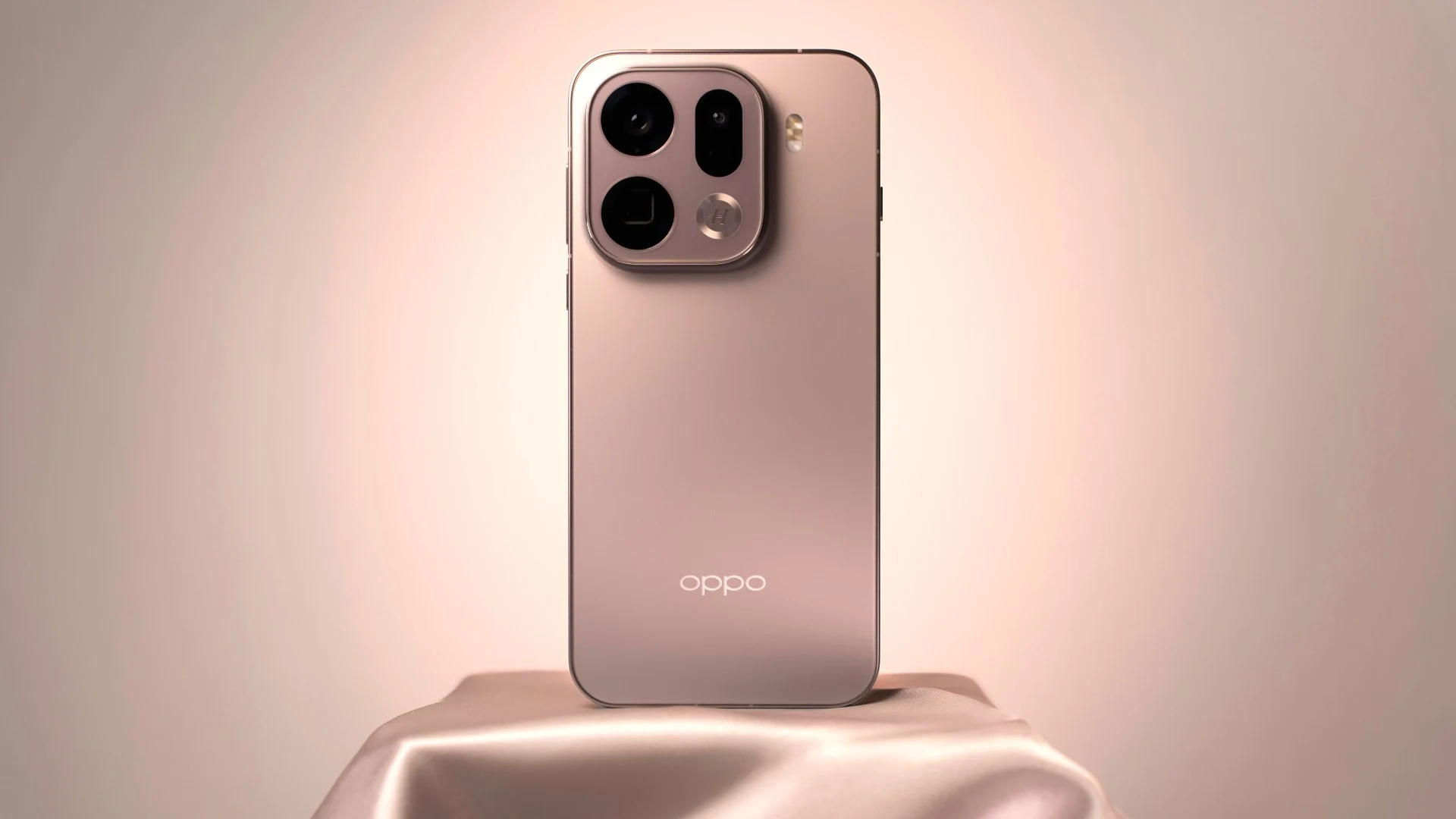 Oppo Find X9 Pro Global Model Listed with Competitive Pricing
