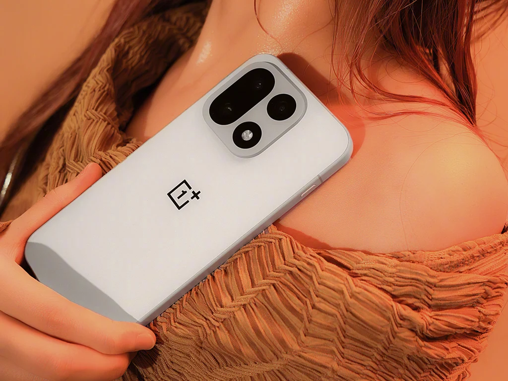 OnePlus Announces Early Launch of OxygenOS 16 Before OnePlus 15