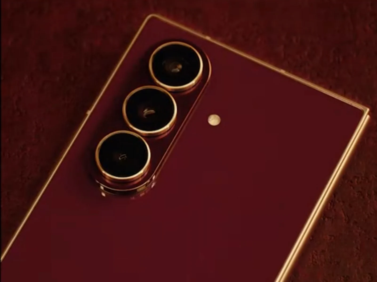 New Samsung Foldable Launches Worldwide with Premium Design