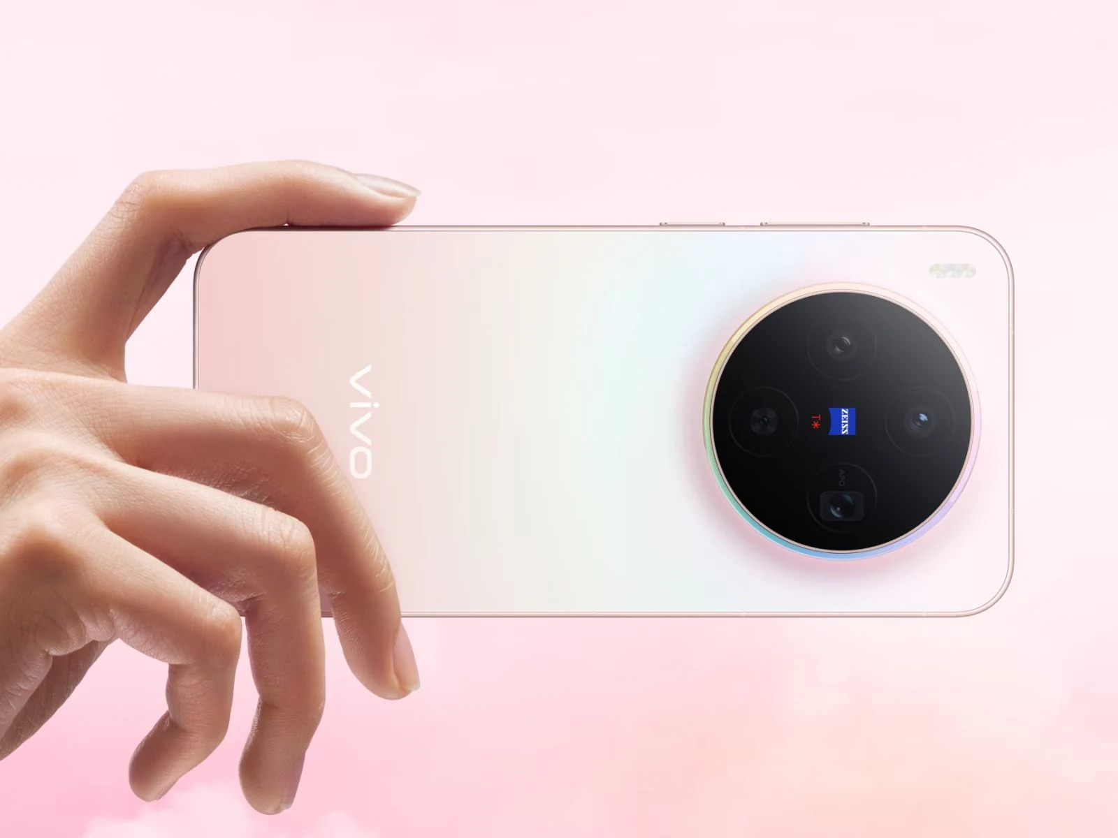 Vivo X300 Launches in China: 200 MP Camera, Dimensity 9500, $605