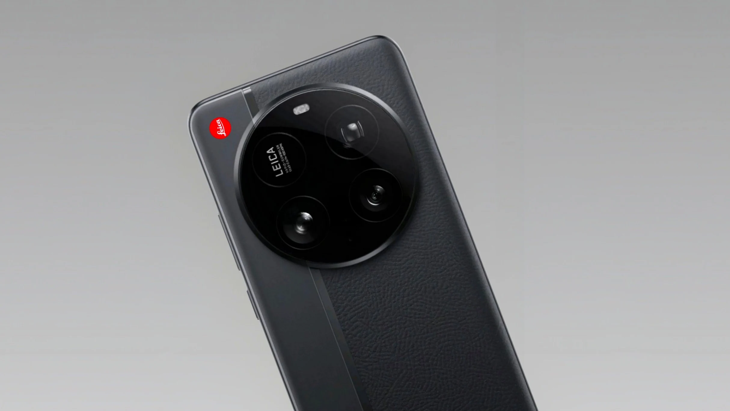 Xiaomi 17 Ultra vs Oppo Find X9 Ultra: Camera Showdown