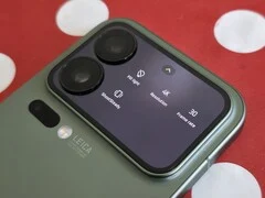 Xiaomi 17 Pro Review: Ultimate Vlogging Smartphone with 4K & 8K
