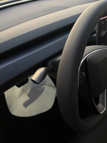 Model 3 Premium Adds Non-Retrofit Front Bumper Camera & $595 Stalk