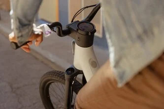 Rivian E-Bike: USB-C Charging, 180 Nm Motor, 160 km Range