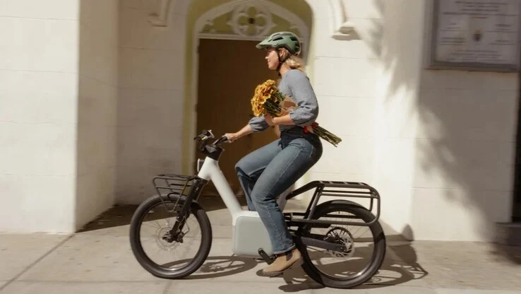 Rivian E-Bike: USB-C Charging, 180 Nm Motor, 160 km Range