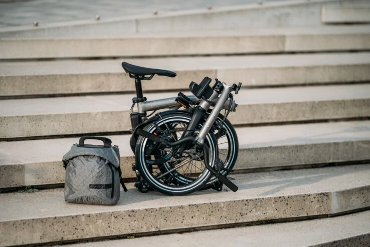 Brompton Electric T Line: Smart e-Motiq System & 90 km Range