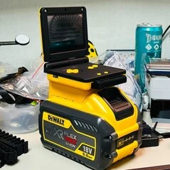Rugged GBA for Big Hands: Reddit User Creates 17-Day Battery Life