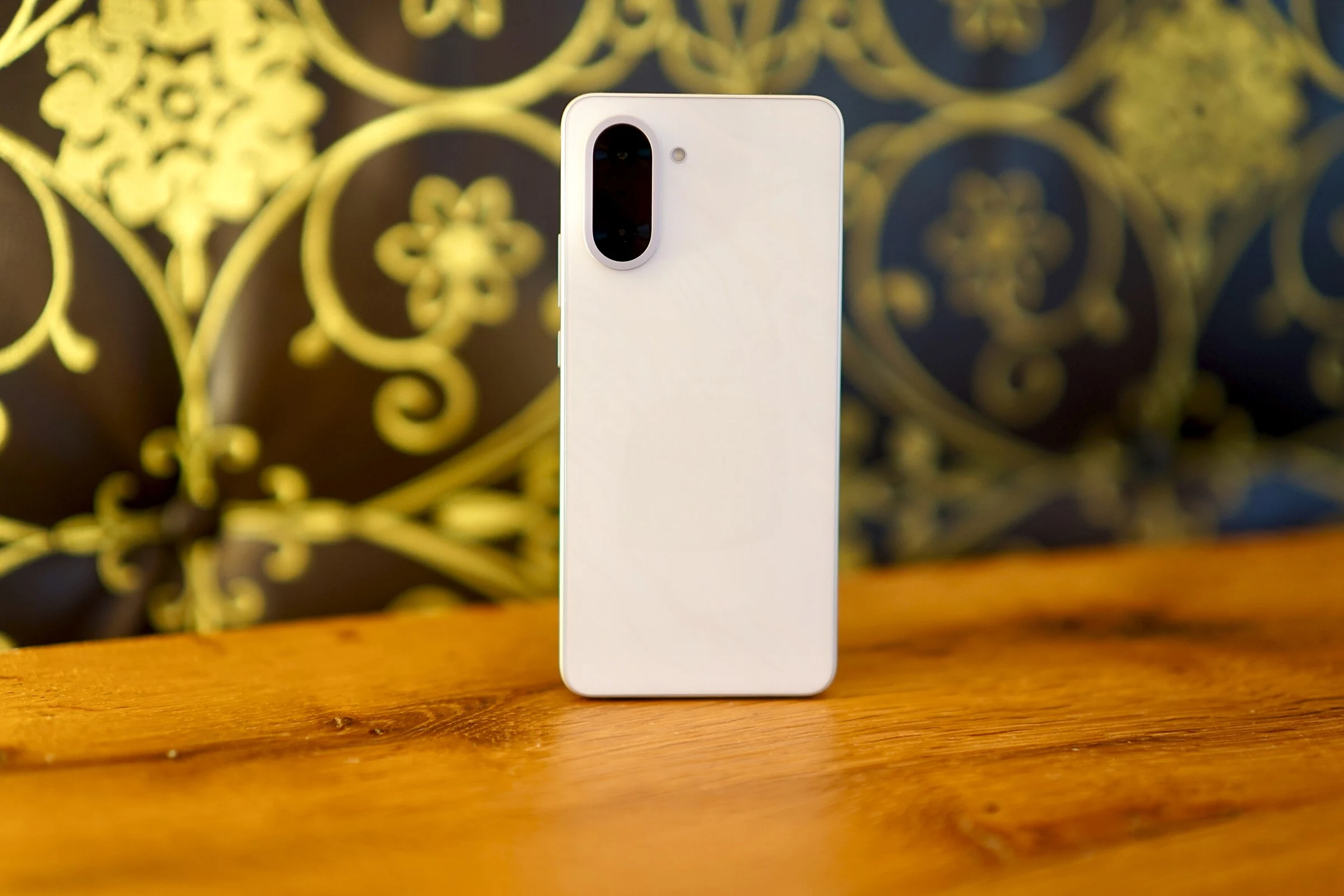 OnePlus Brings Back Popular Smartphone Model with Great Results