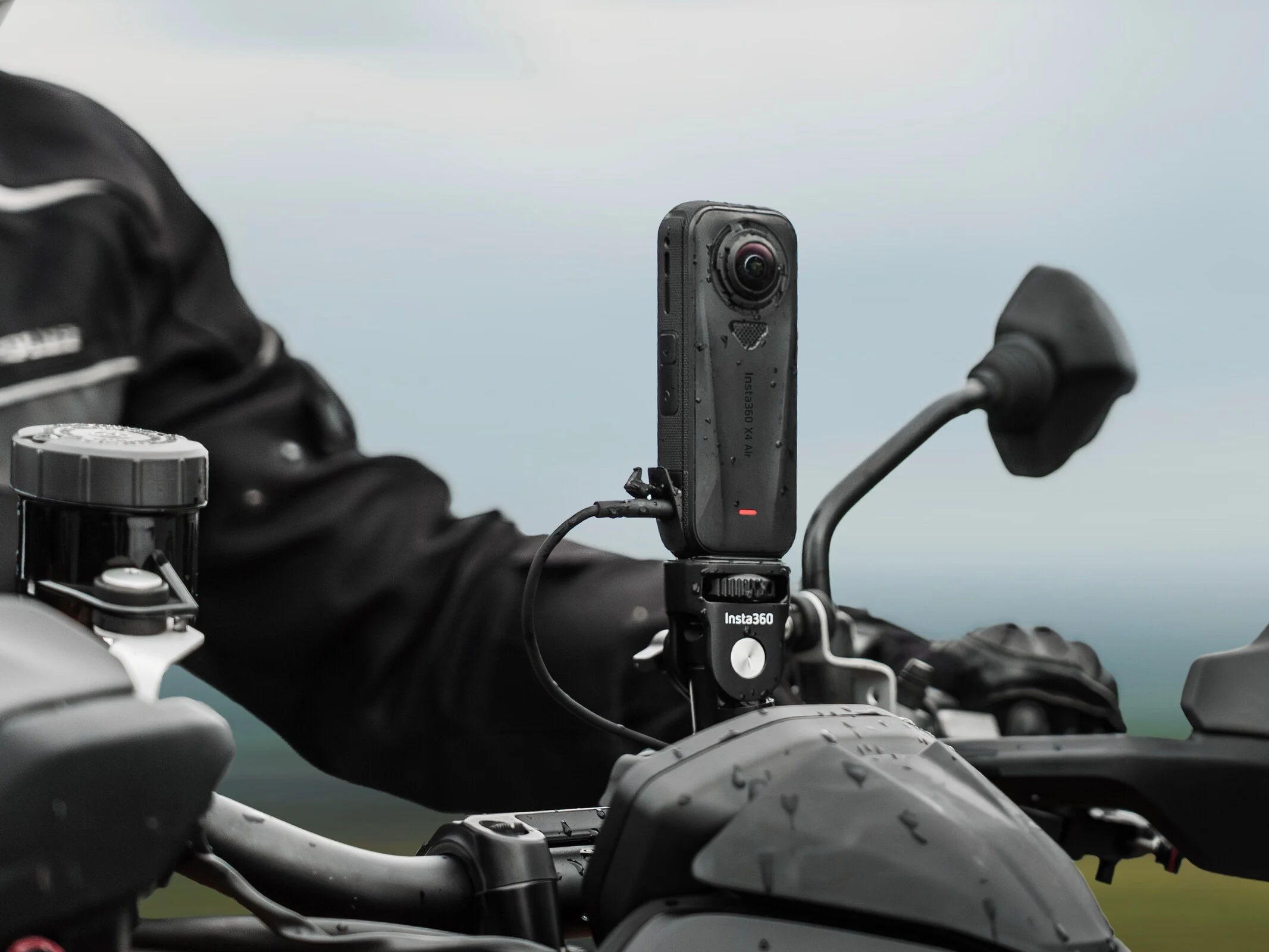 Insta360 X4 Air 8K Action Camera: Sleek Design & 100 Min Runtime