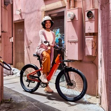 Momentum Launches Vida E+ E-Bike with Anti-Theft and 88 km Range