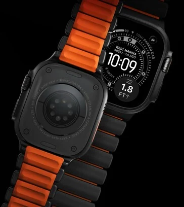 Nomad Stratos Apple Watch Ultra Band: Titanium Links & Flexibility
