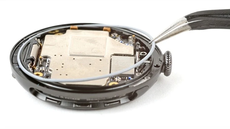 Google Pixel Watch 4: World's Most Repairable Smartwatch, iFixit