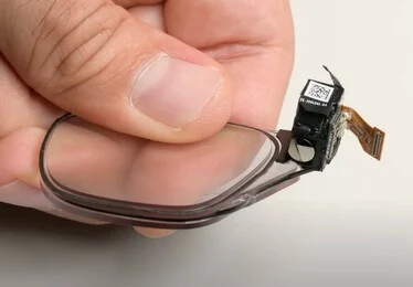 Meta Ray-Ban Smart Glasses Teardown: Innovative AR Display Insights