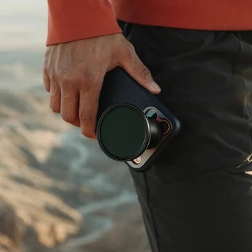 Apple iPhone 17 Pro Features 200mm Telephoto with Sandmarc Lens