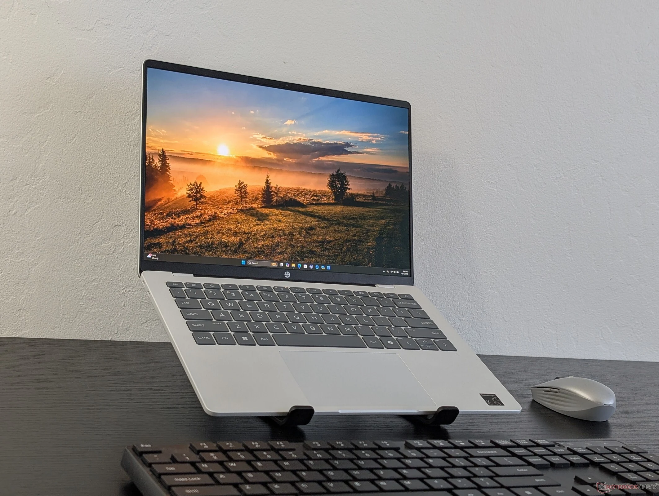 Affordable HP OmniBook 5 14: OLED Laptop with a Catch