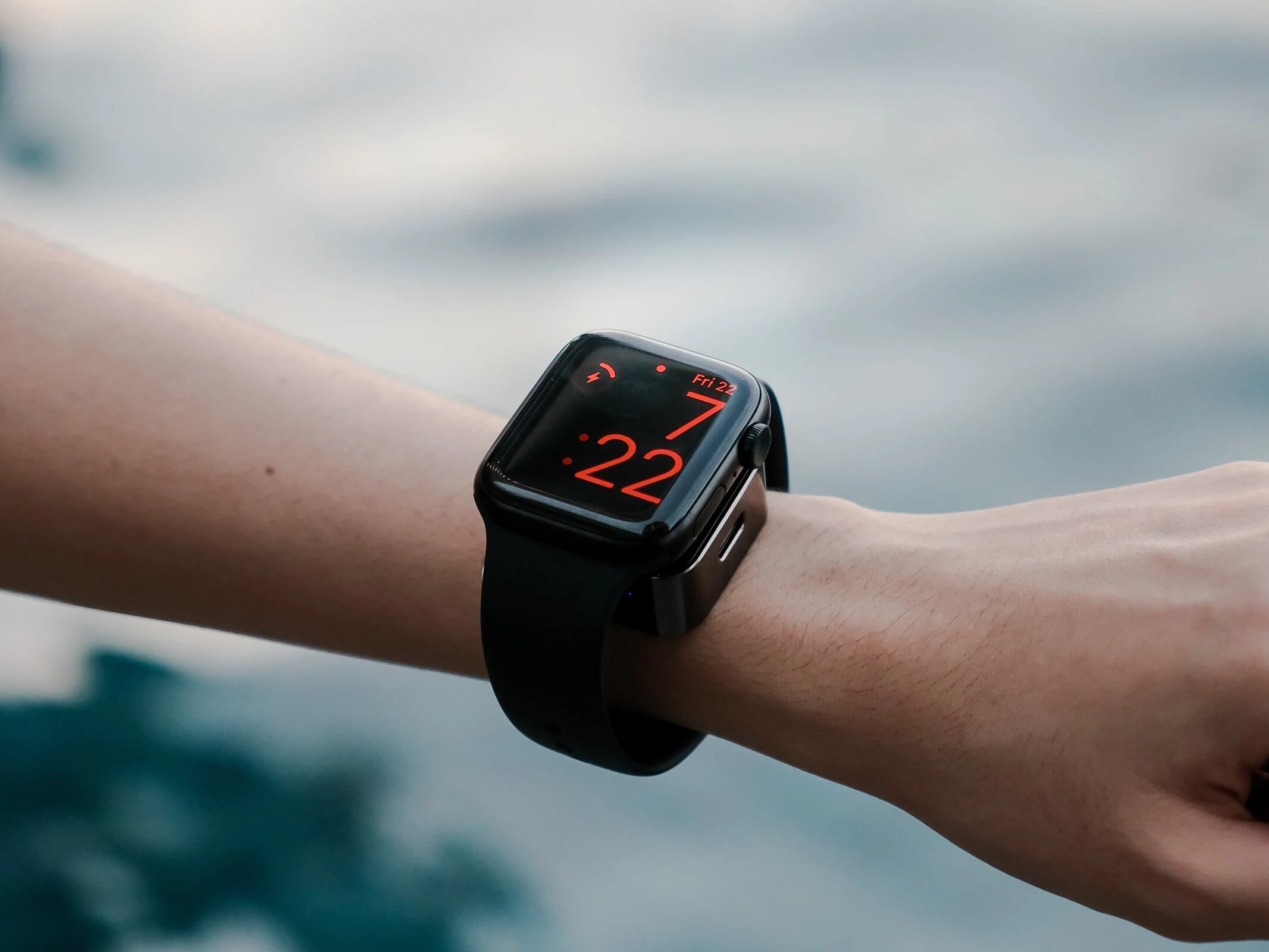 Pixy Tag: Extended Battery Life for Apple Watch & Smartwatches