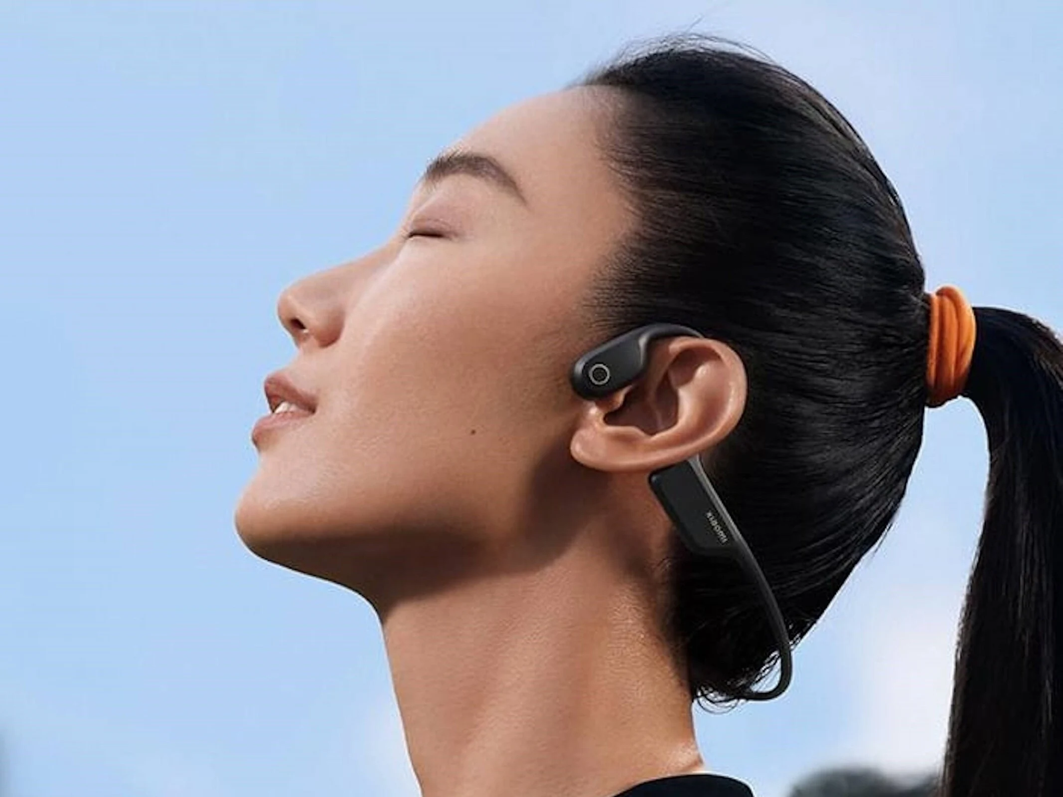 Waterproof Xiaomi Headphones with Swimming Sensors & Offline Music