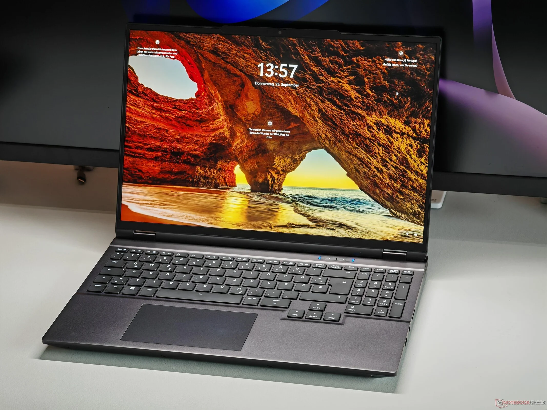Best RTX 5070 Gaming Laptop Under €2200: XMG Core 16 vs Asus TUF