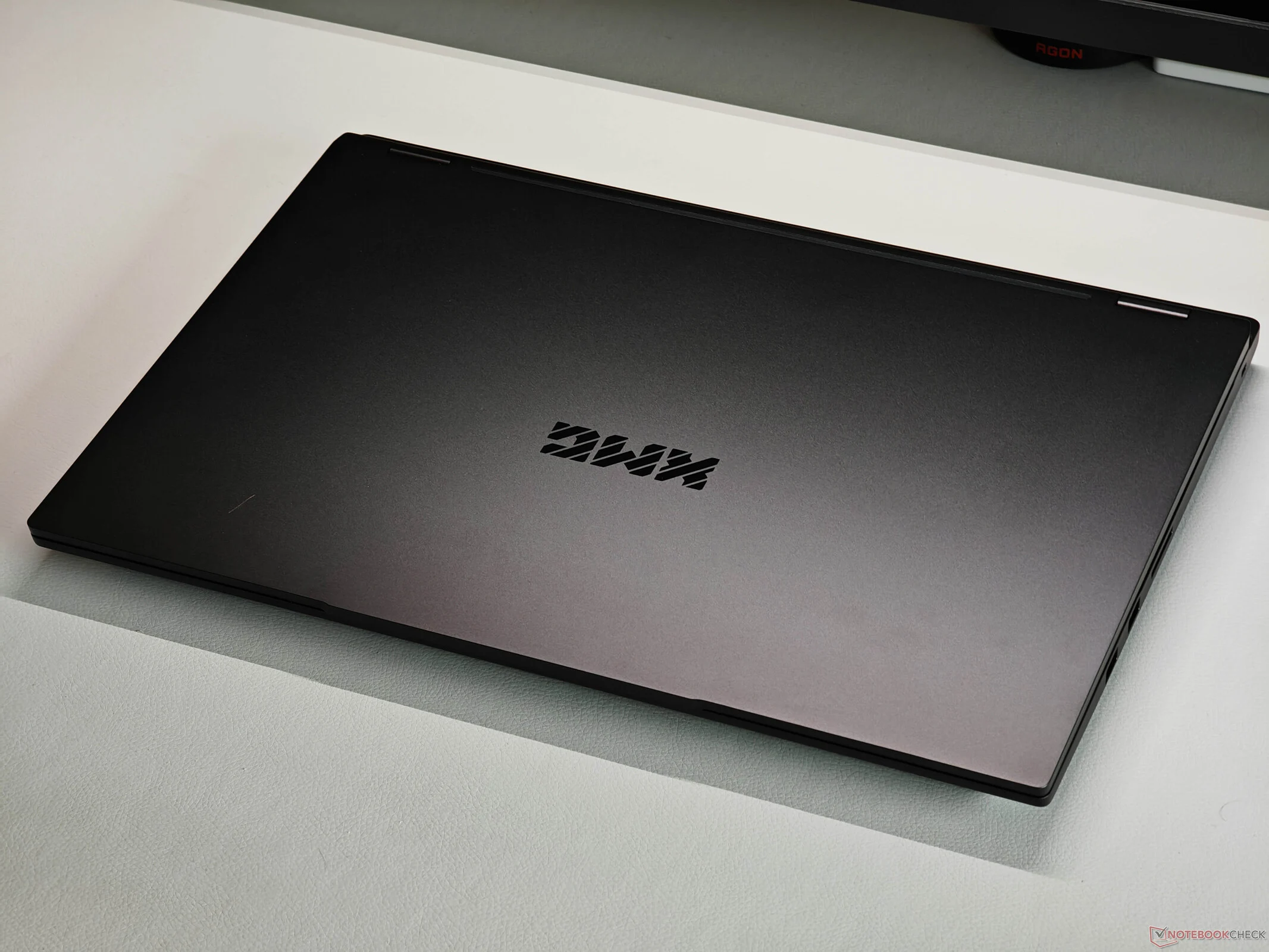 XMG Core 16 M25 AMD: Best All-Rounder for Gaming and Work