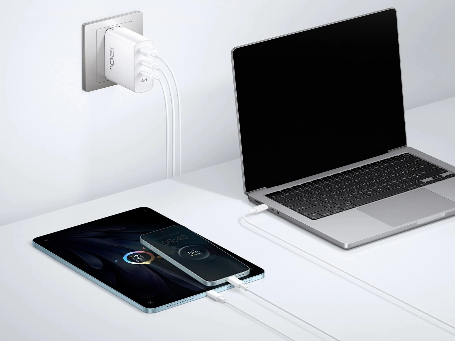 Vivo Unveils 3-Port 120W Charger with Folding Pins