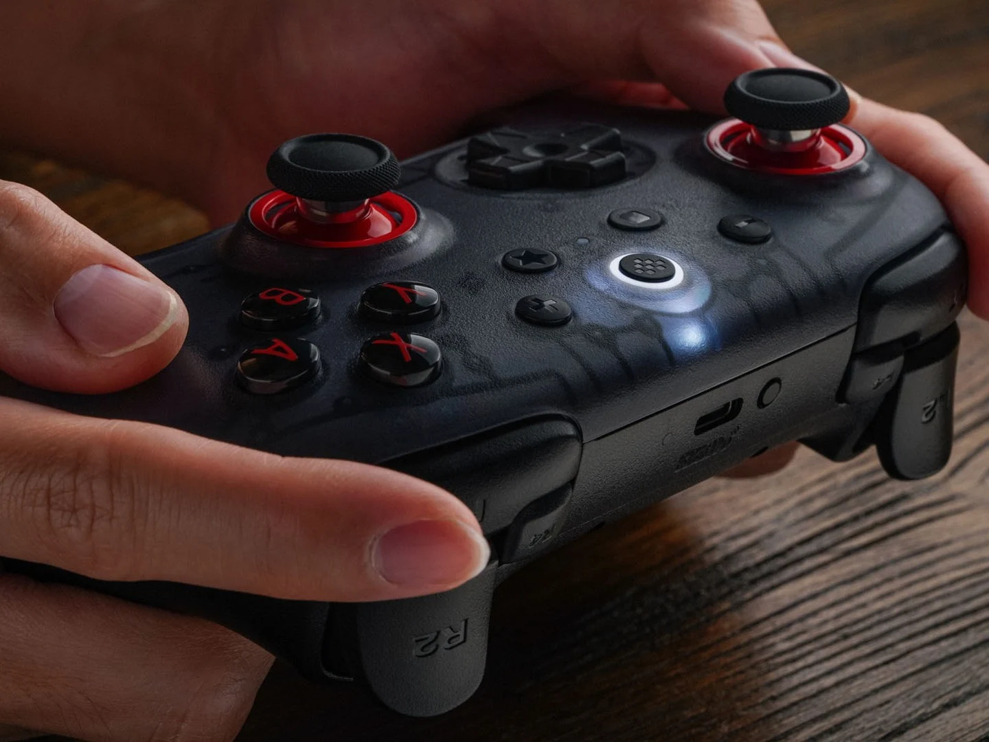8BitDo Ultimate 2C Bluetooth Controller Launches Exclusive Black Variant at Best Buy