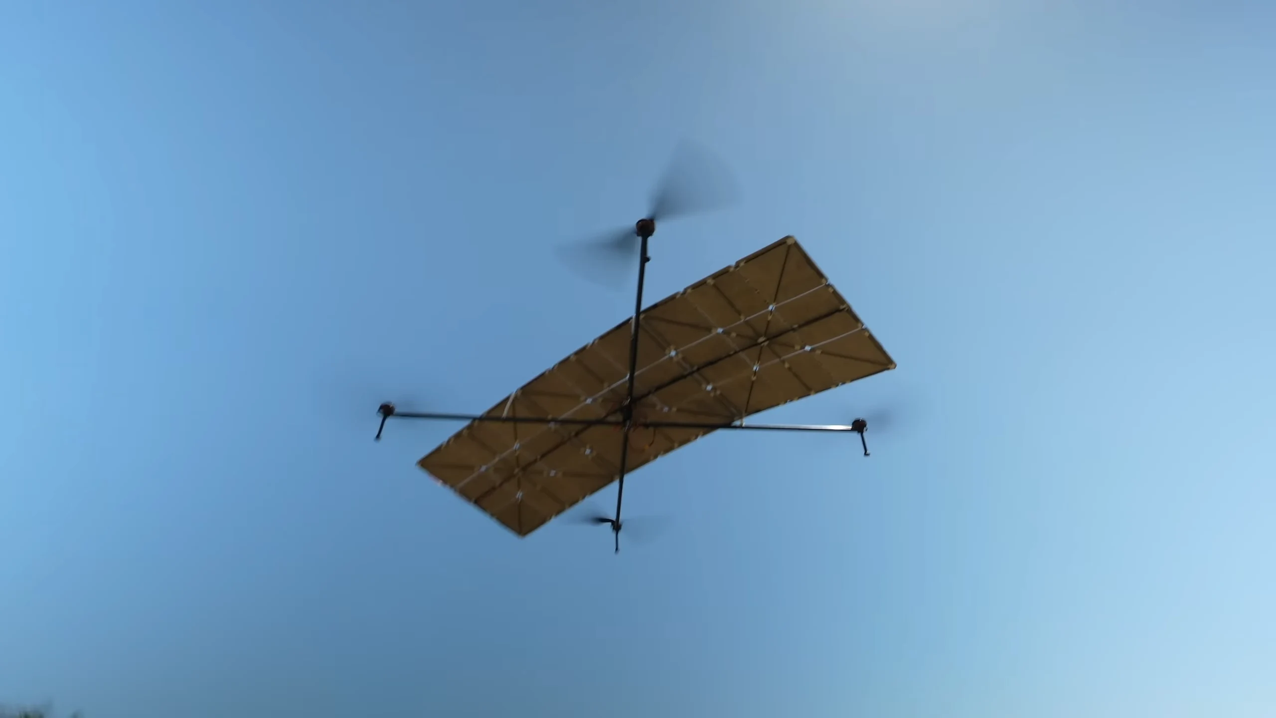 DIY Engineer Creates Solar-Powered Drone That Doesn’t Need Batteries